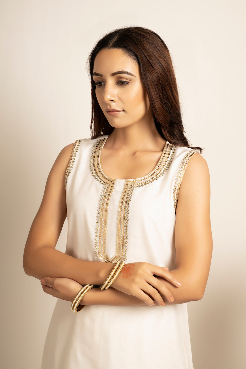 White Mehnoor Chanderi Jacket And Kurta Set