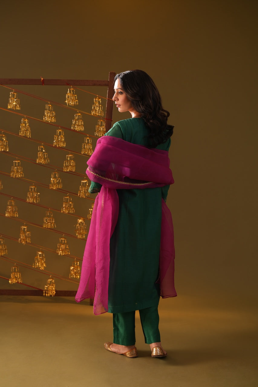Green Kainaat Chanderi Kurta Set