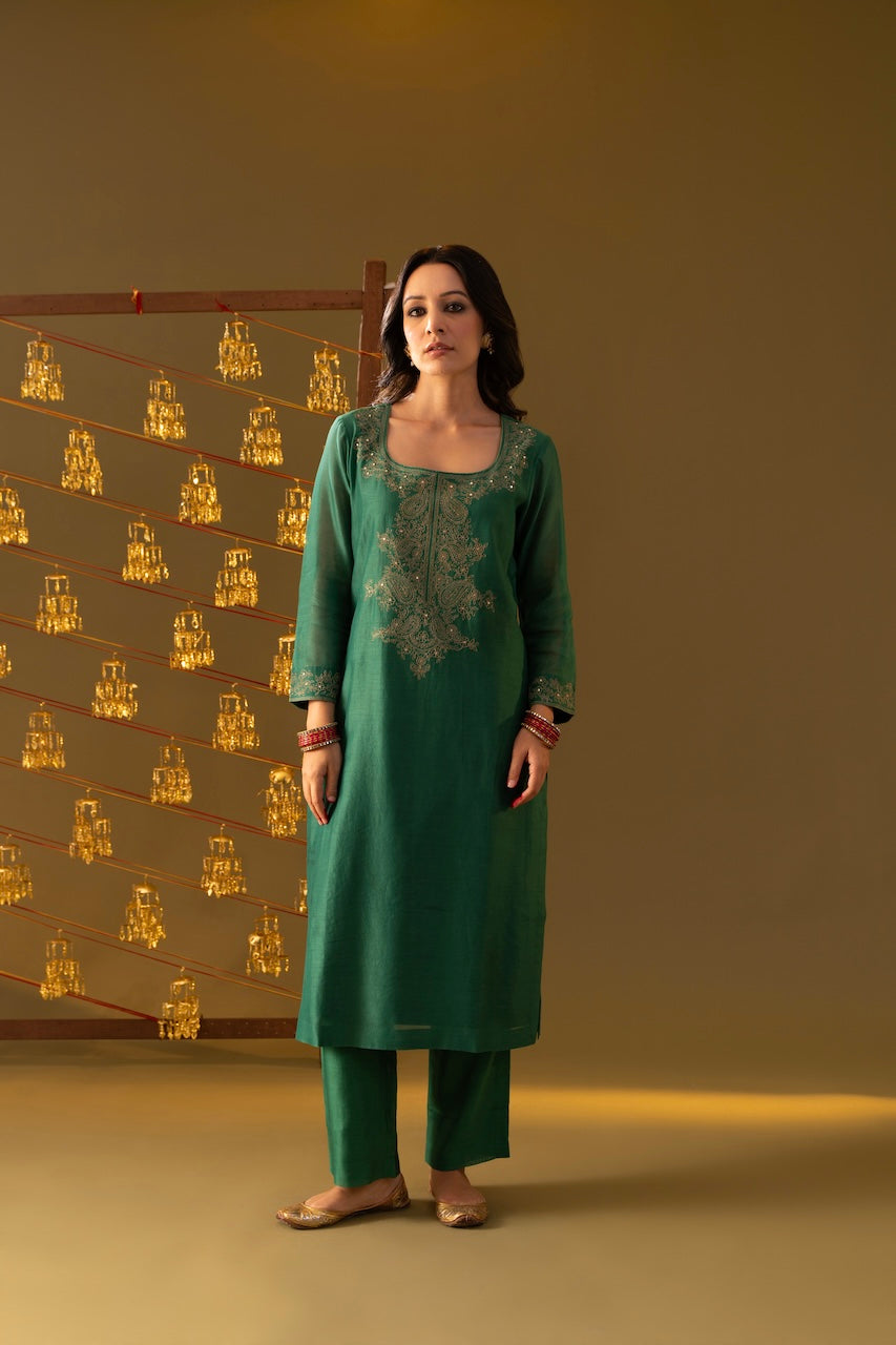 Green Kainaat Chanderi Kurta Set