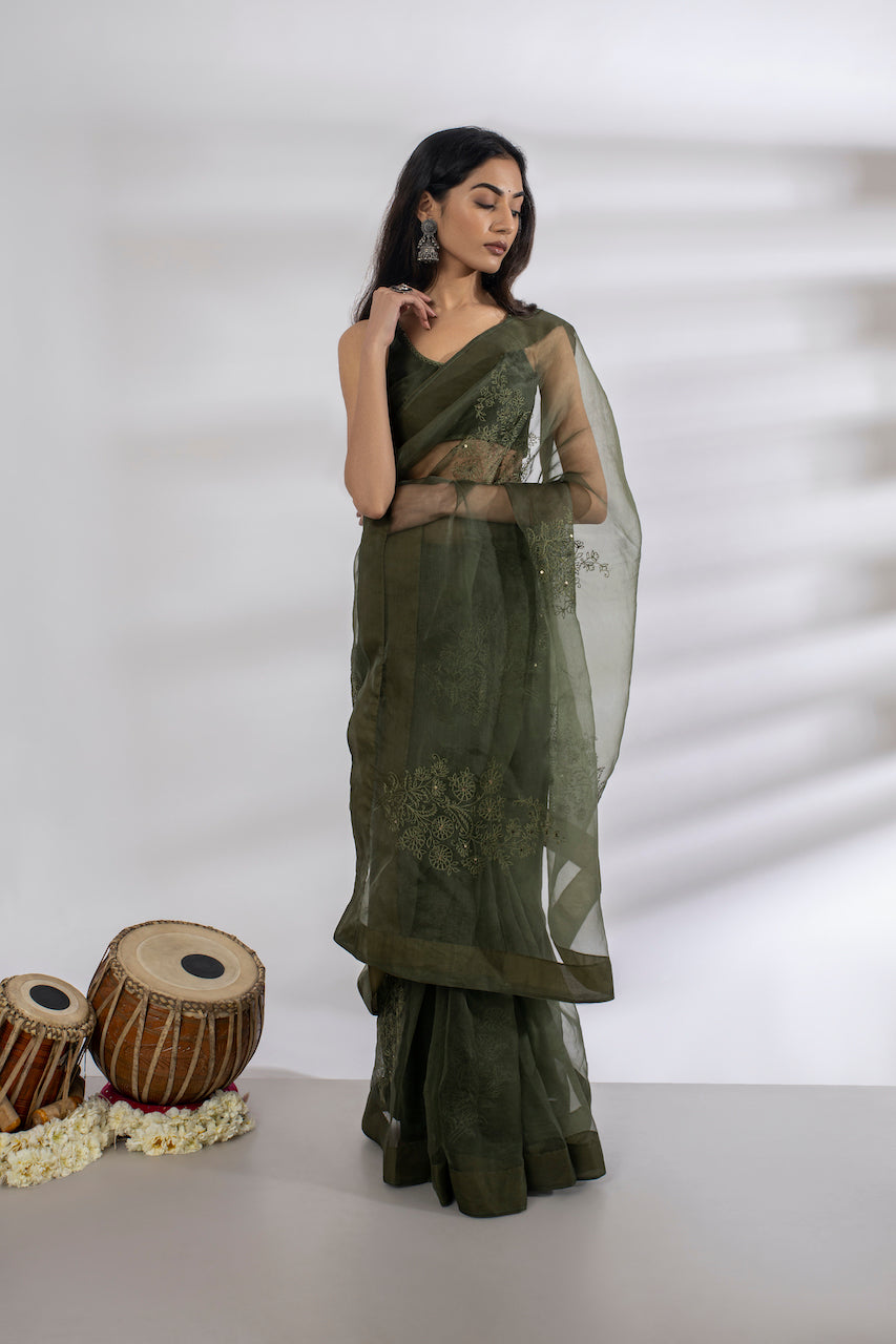 Green Chanderi Embroidered Saree With Blouse