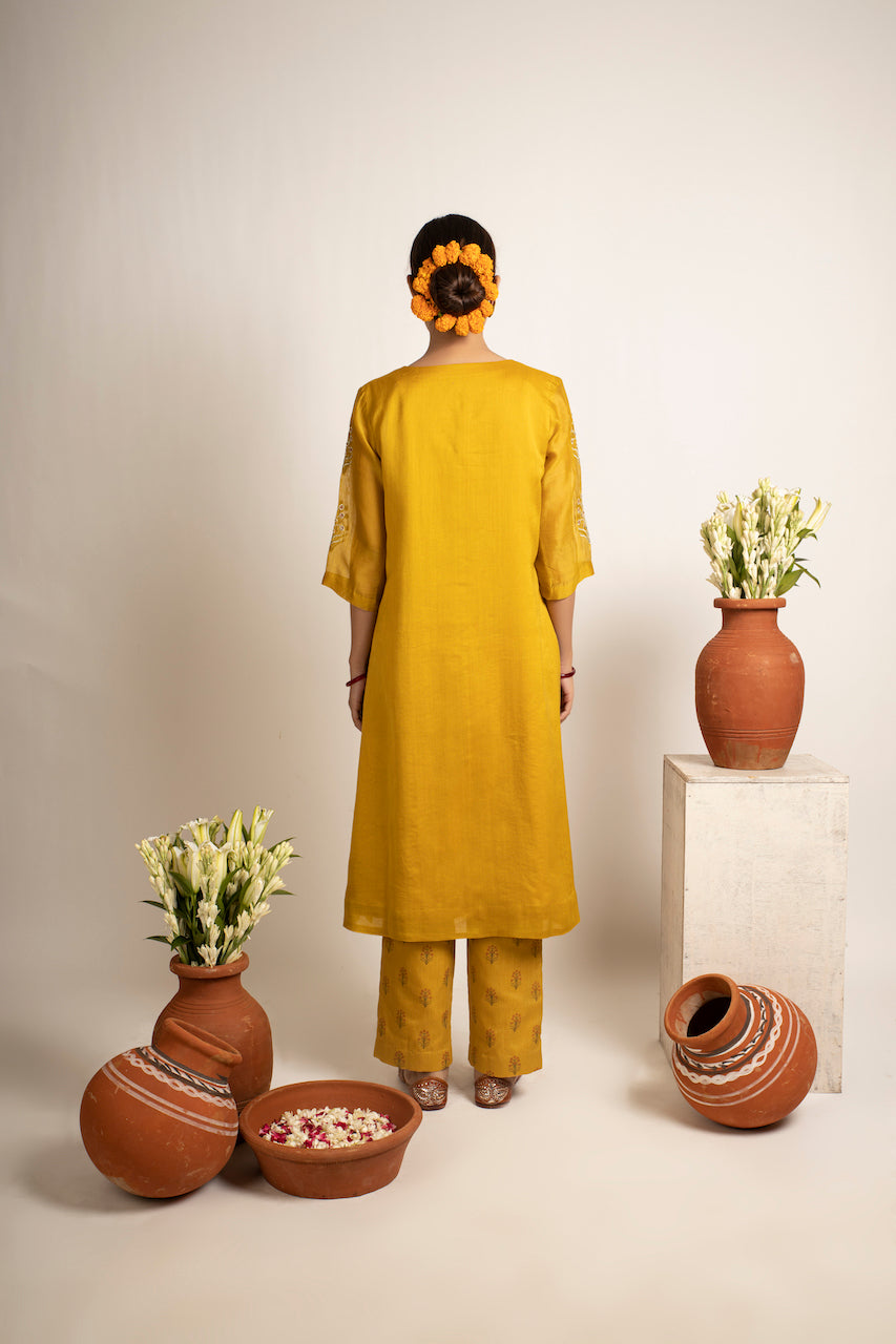 Yellow Zahira Chanderi Kurta And Pant Set