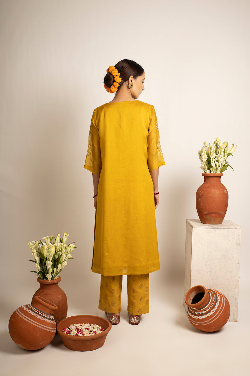 Yellow Zahira Chanderi Kurta And Pant Set