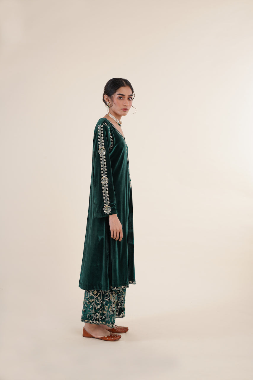 Green Velvet Embroidered Kurta Set